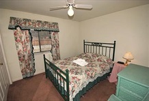 RedAwning Azure Avenue Holiday home